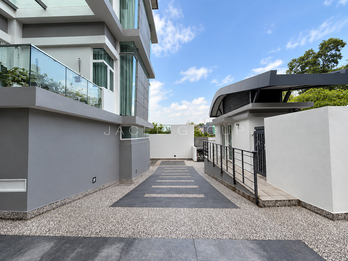 Side Driveway at the Country Heights Damansara freehold bungalow