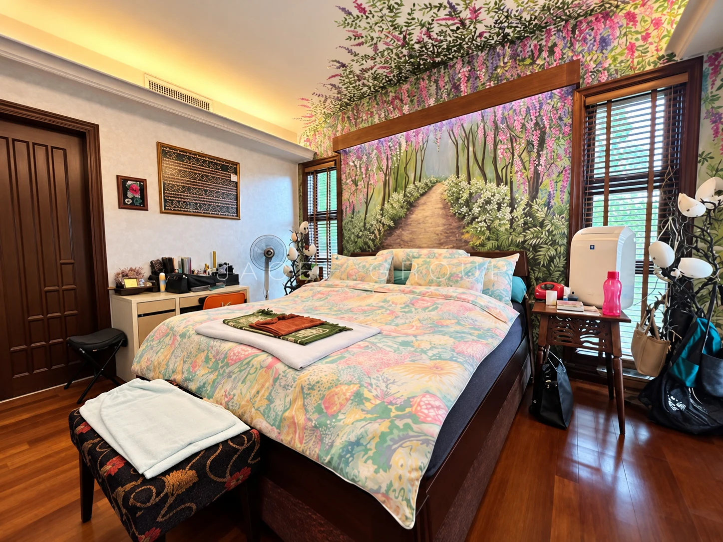 Garden Mural Bedroom at hilltop bungalow in Damansara Heights