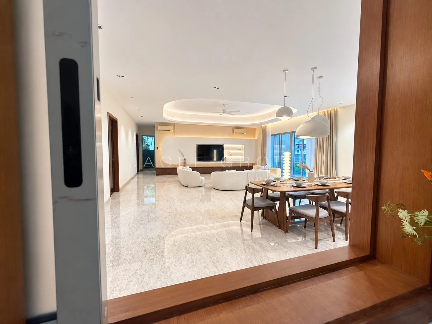 Entrance View at the 9 Madge condominium in U Thant