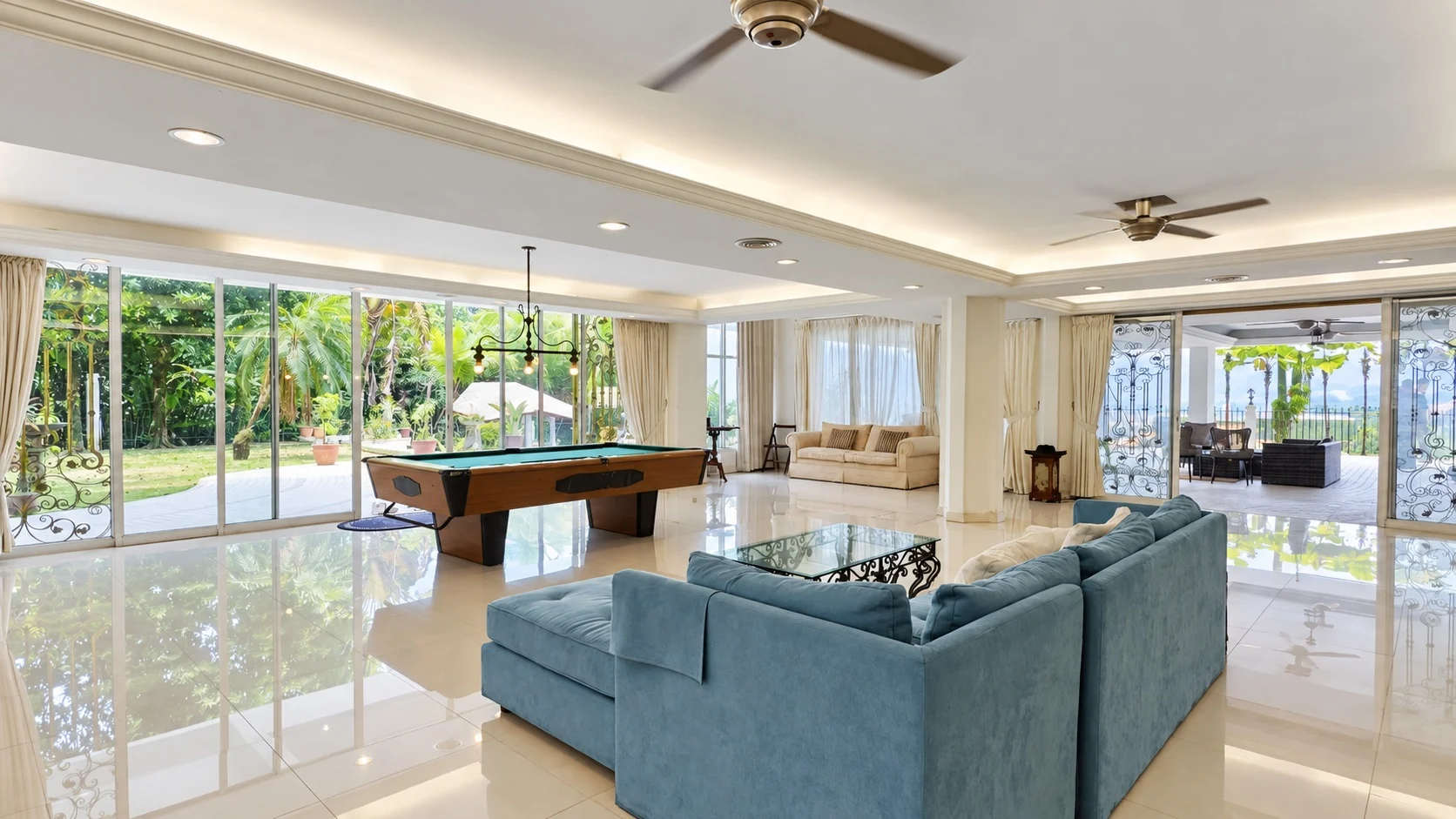 Games Lounge And Garden Outlook at the Bangsar bungalow, Kuala Lumpur